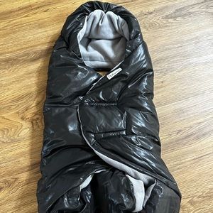 7AM Nido car seat cover , baby wrap